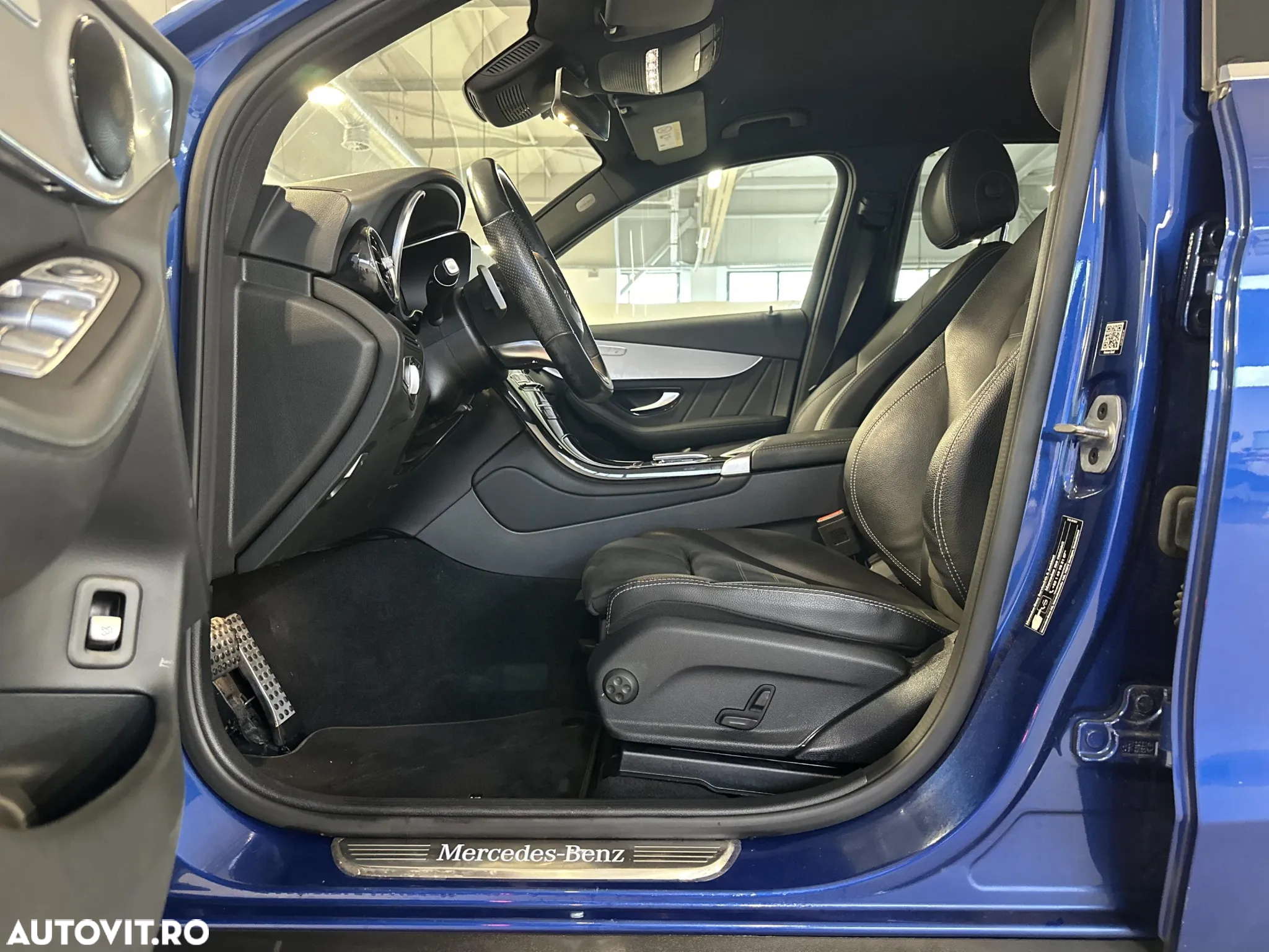 Mercedes-Benz GLC 300 de 4Matic 9G-TRONIC AMG Line - 24
