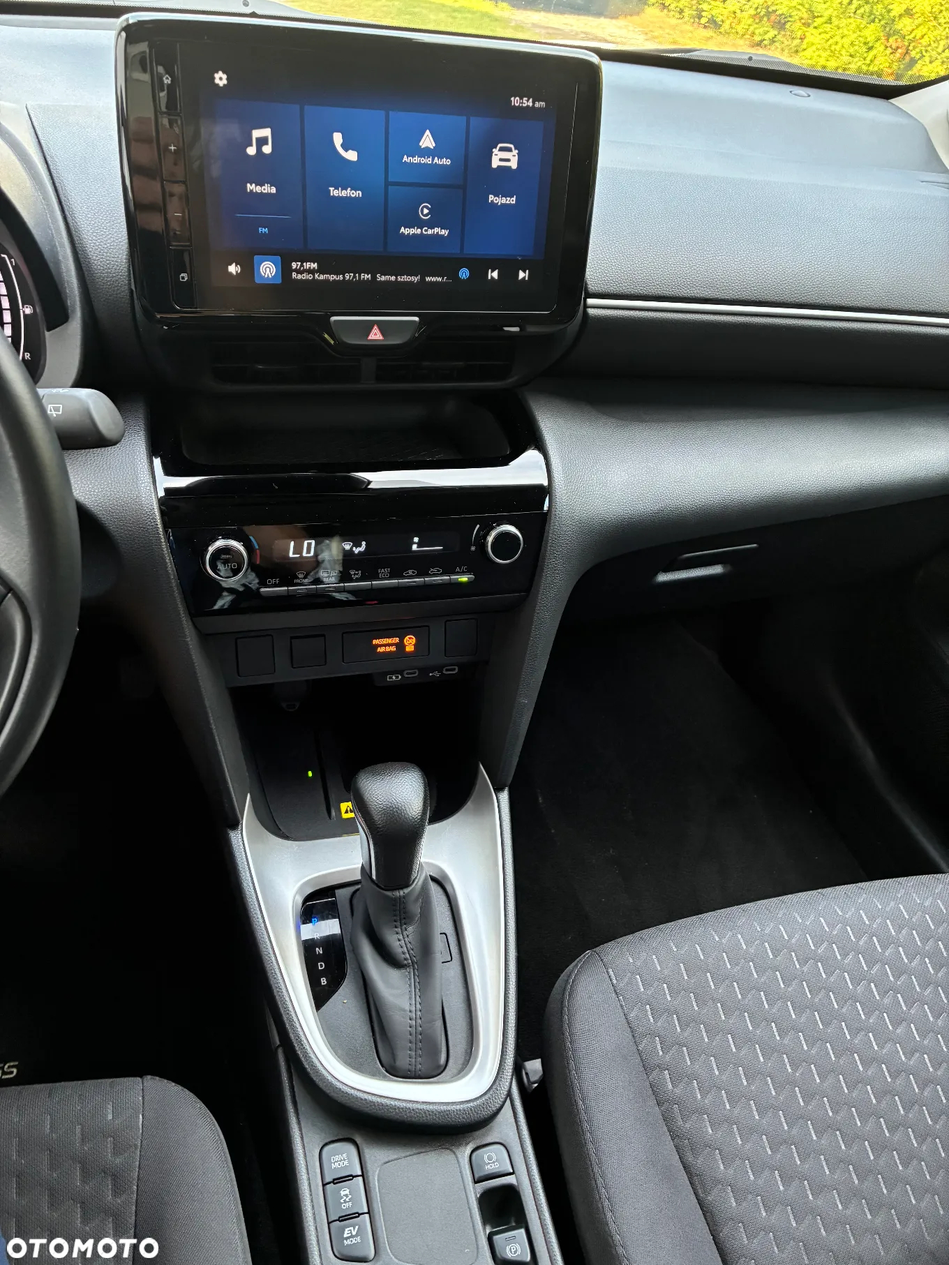 Toyota Yaris 1.5 Comfort CVT - 16