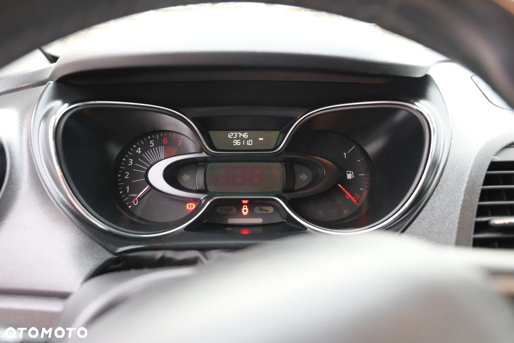 Renault Captur 1.2 Energy TCe Intens - 10