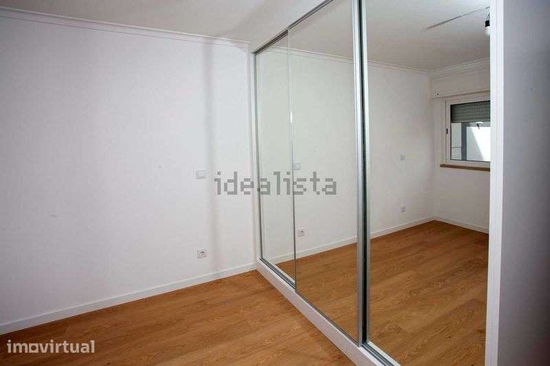 Excelente apartamento T4, próximo do Marquês de Pombal - Grande imagem: 5/12