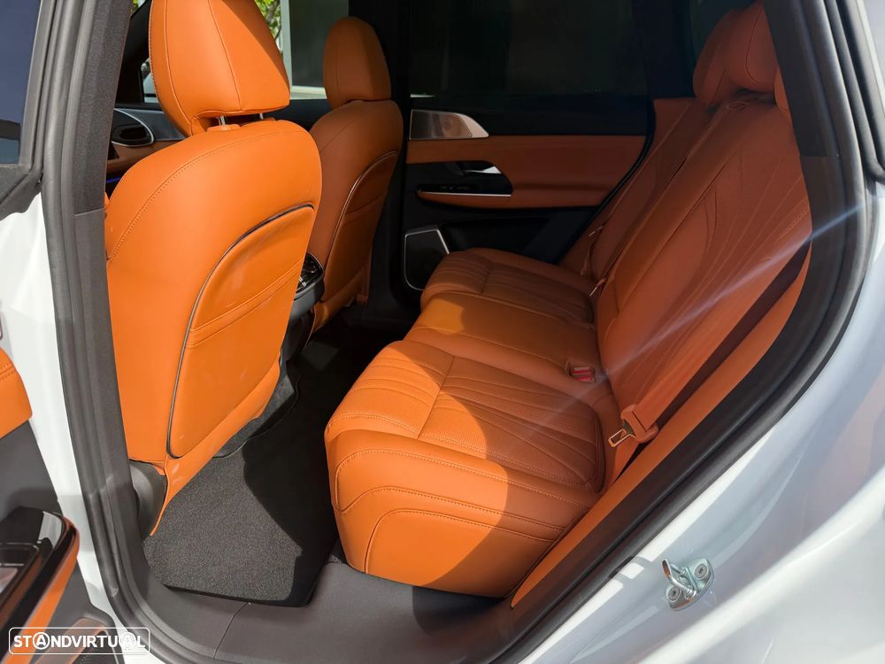 Xpeng G9 98 kWh AWD Performance - 6