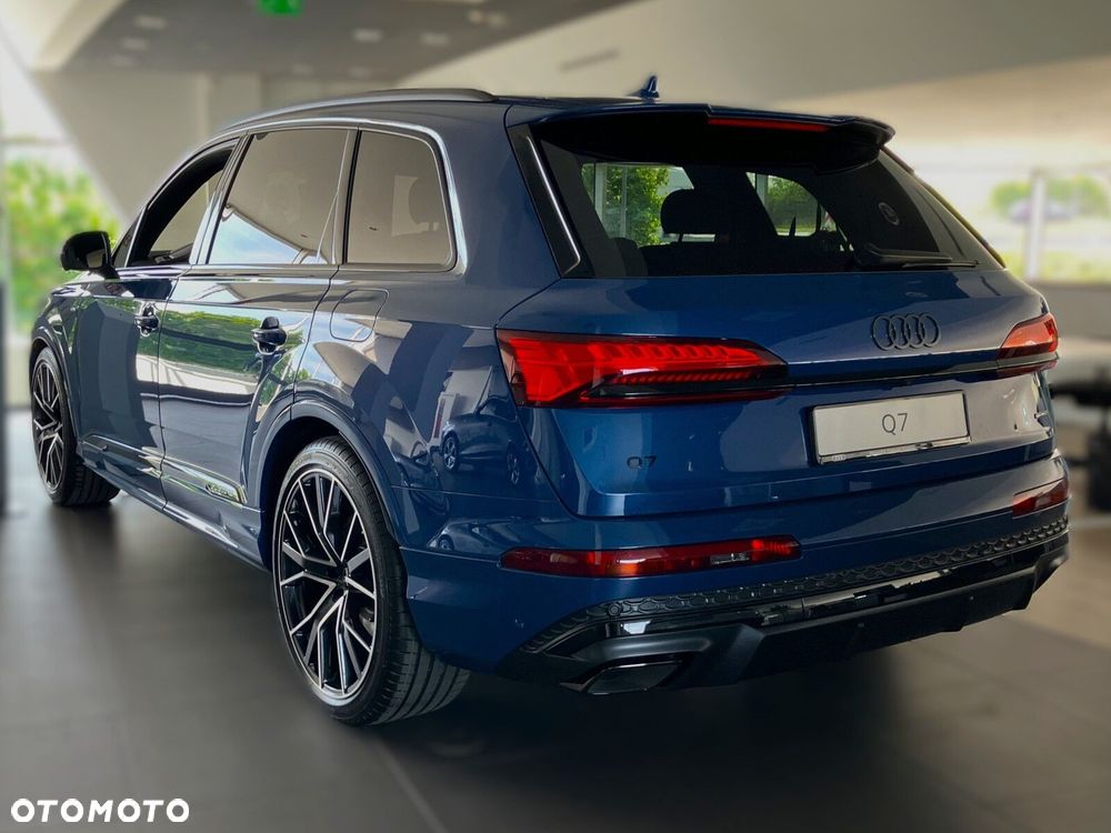Audi Q7 - 7