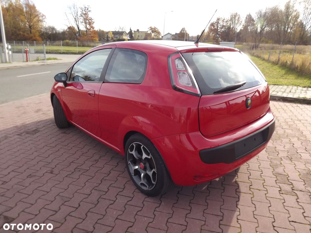 Fiat Grande Punto 1.4 8V Speed - 4