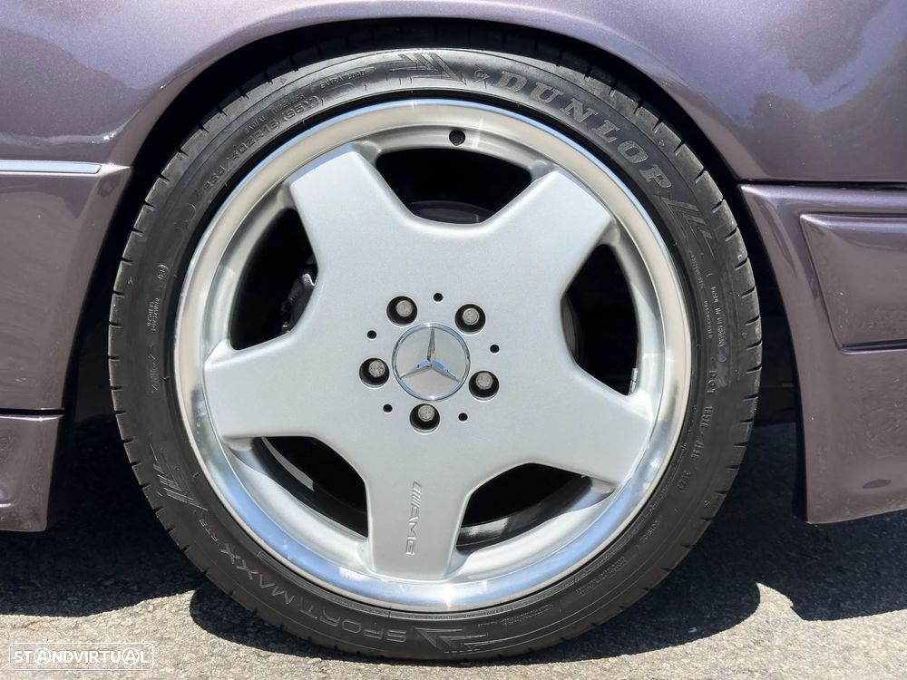 Mercedes-Benz E 320 - 5