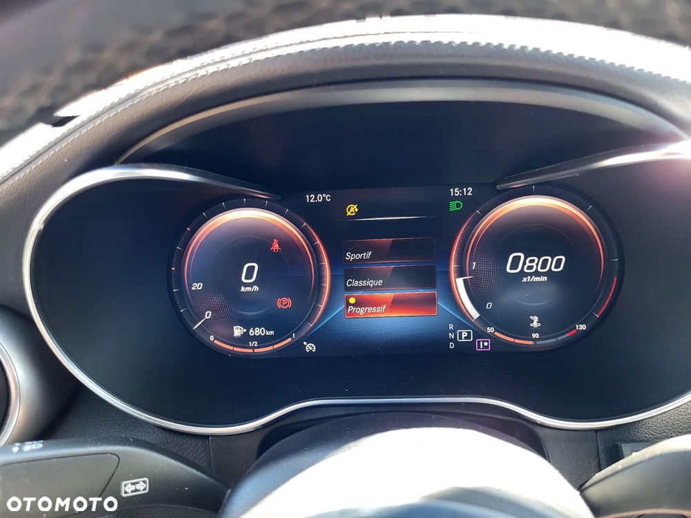 Mercedes-Benz GLC 220 d 4Matic 9G-TRONIC AMG Line Plus - 34