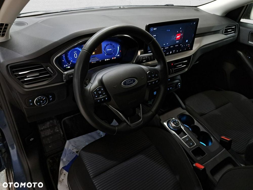 Ford Focus - 11