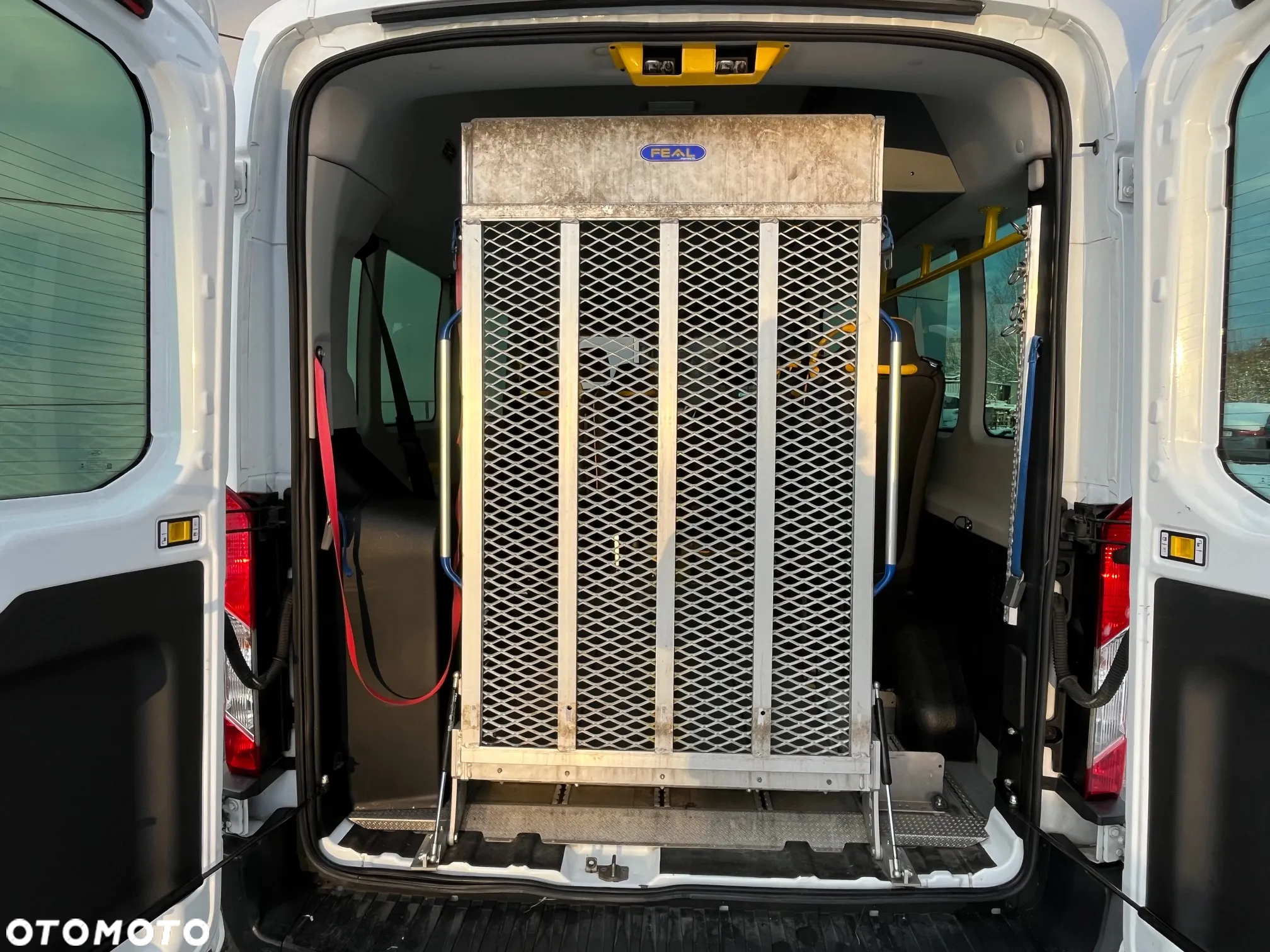Ford Transit - 13