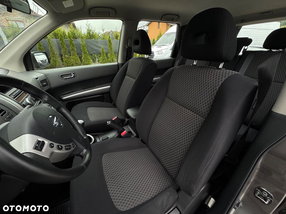 Nissan X-Trail 2.0 4x4 XE - 14