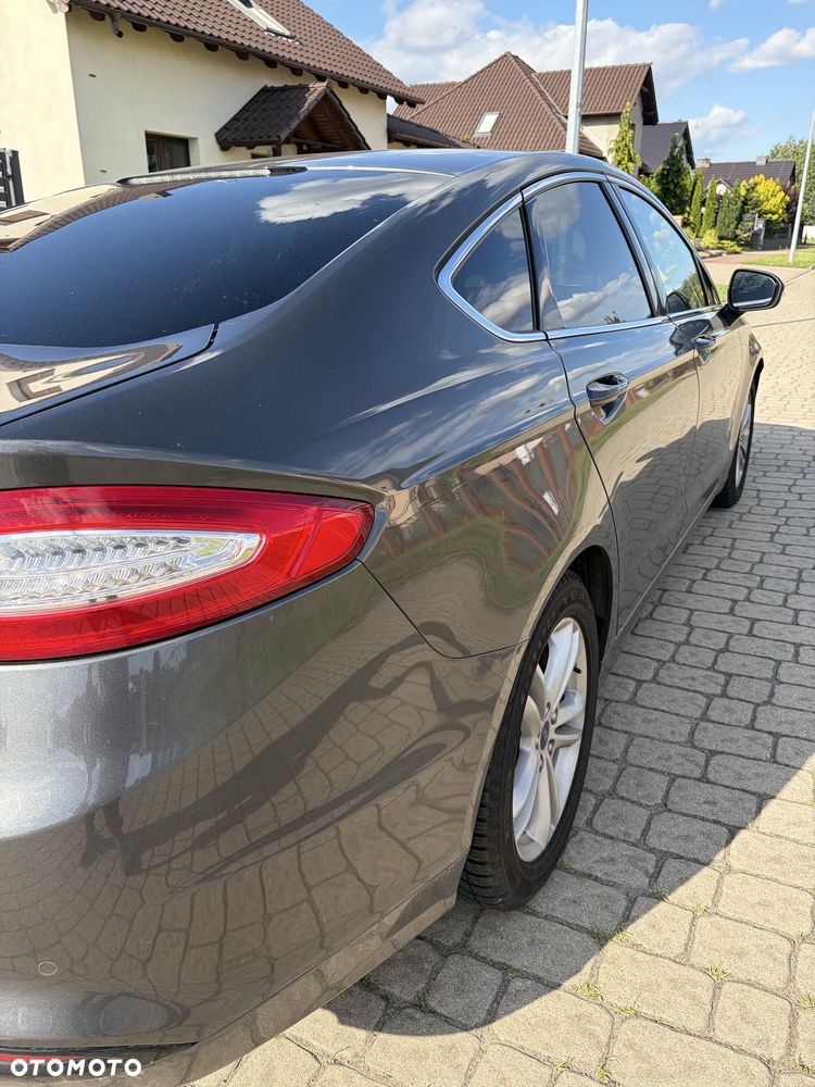 Ford Mondeo - 8