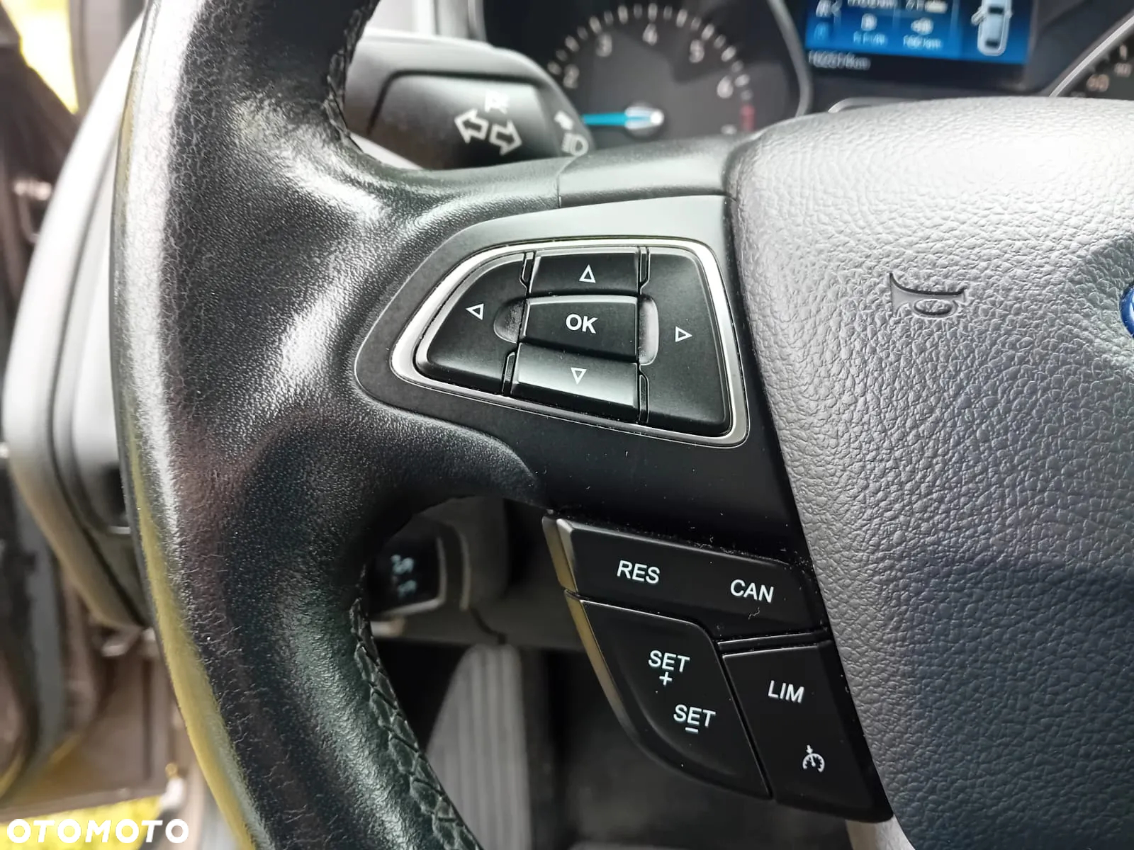 Ford Focus 1.6 Trend - 17