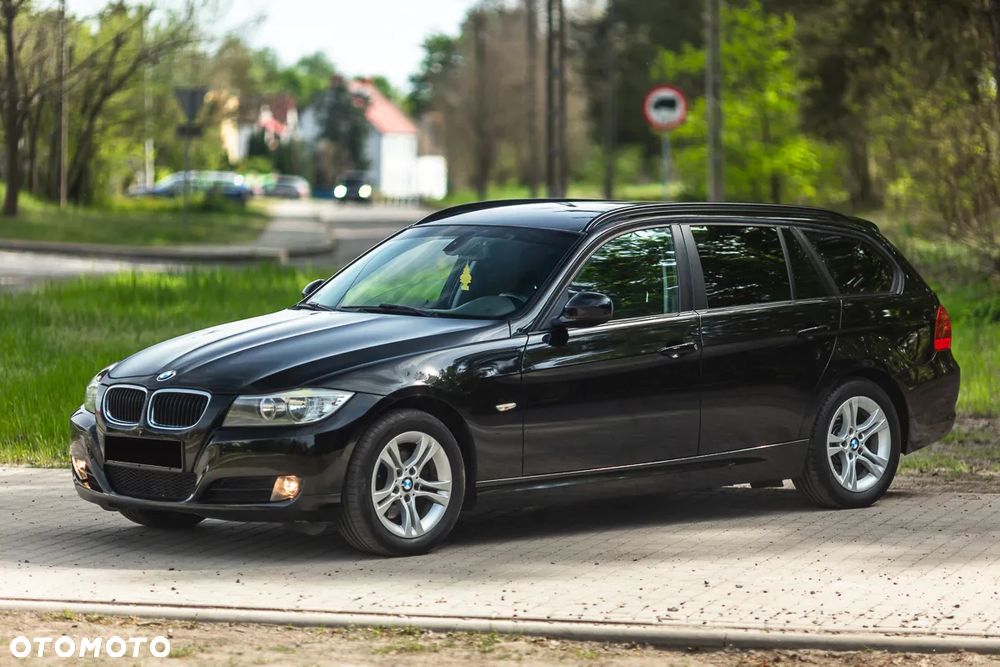 BMW Seria 3 318d DPF Edition Sport - 4