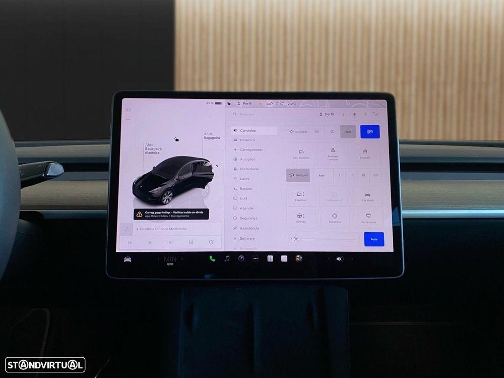 Tesla Model Y Standard RWD - 4