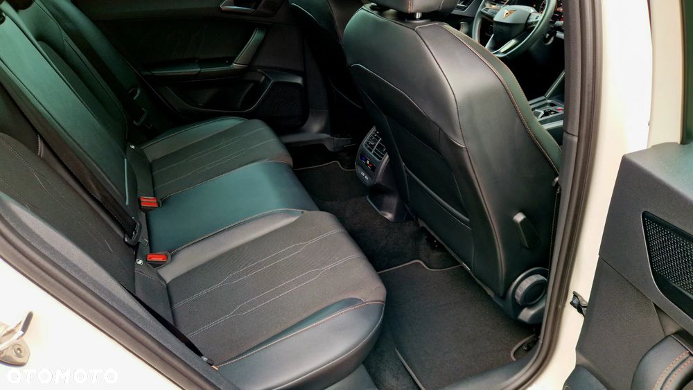 Cupra Leon 1.5 eTSI DSG - 24
