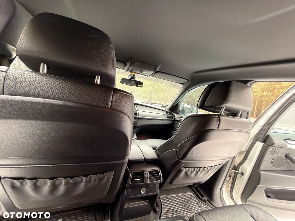 BMW X6 - 17