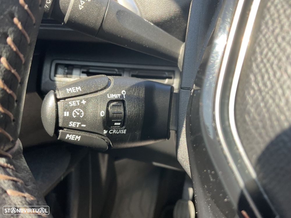 Peugeot 3008 1.5 BlueHDi Active - 35