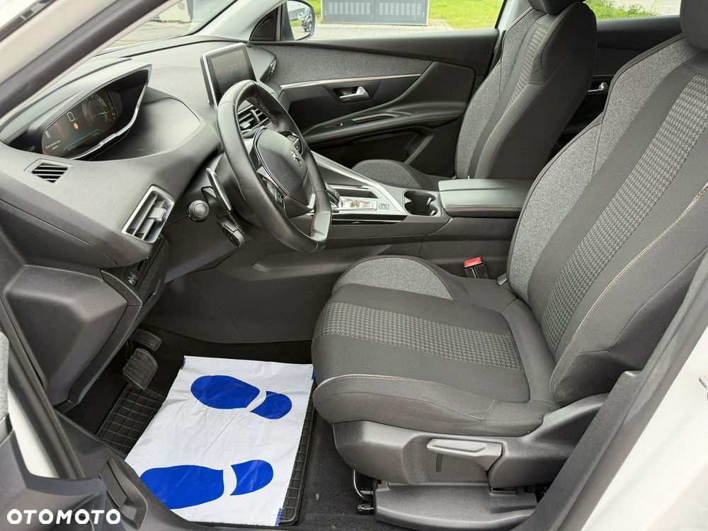 Peugeot 3008 1.6 BlueHDi Allure S&S EAT6 - 16