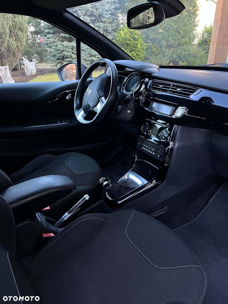 Citroën DS3 1.6 HDi SoChic - 7