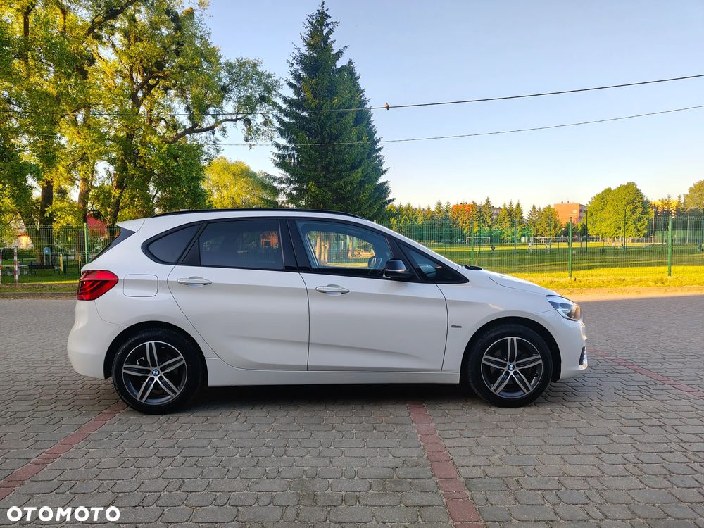 BMW Seria 2 218d Sport - 2