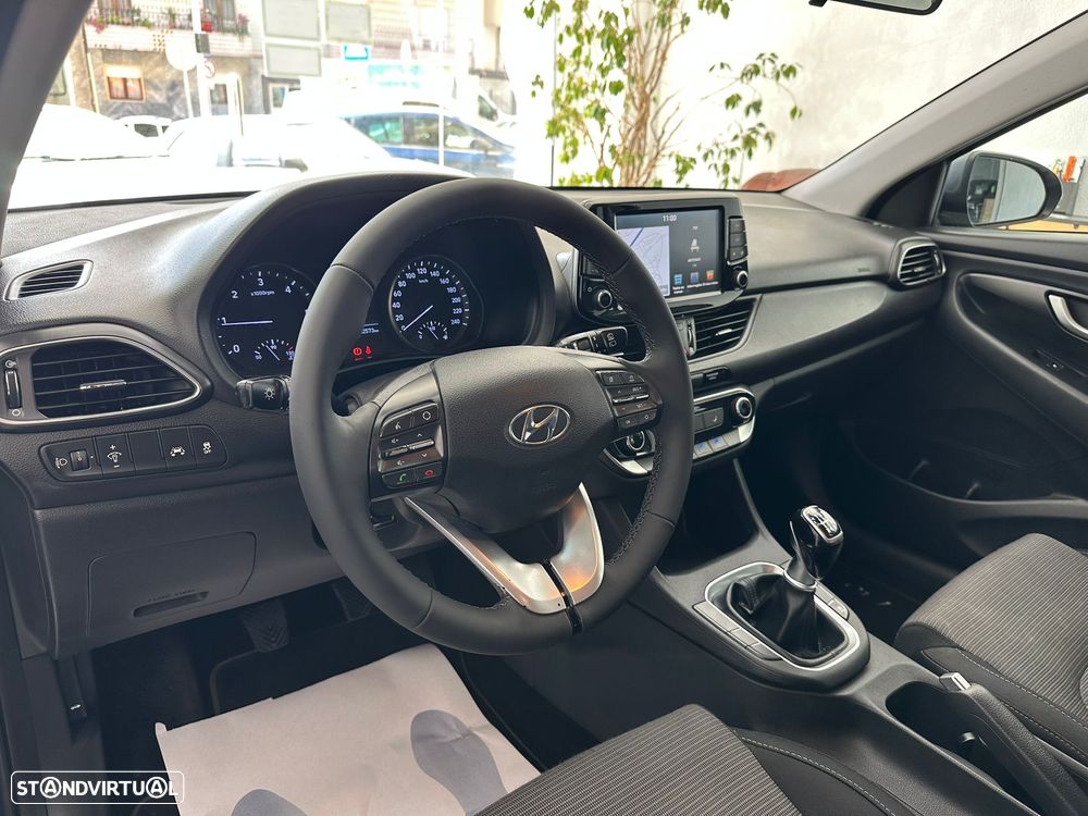 Hyundai i30 CW - 25