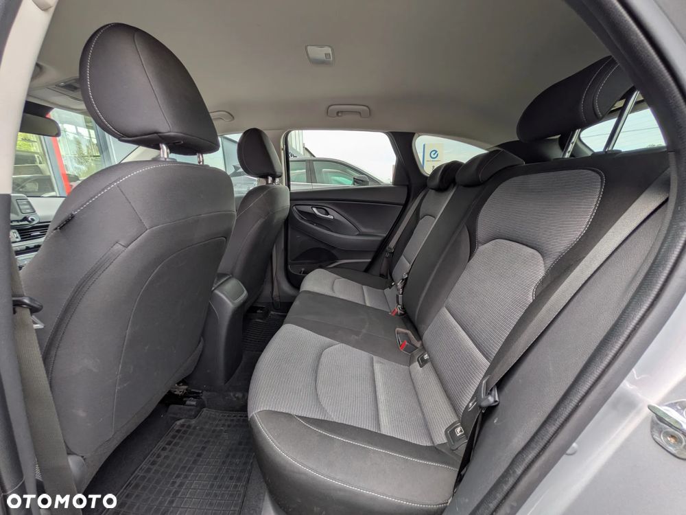 Hyundai i30 1.0 T-GDI Classic + - 13