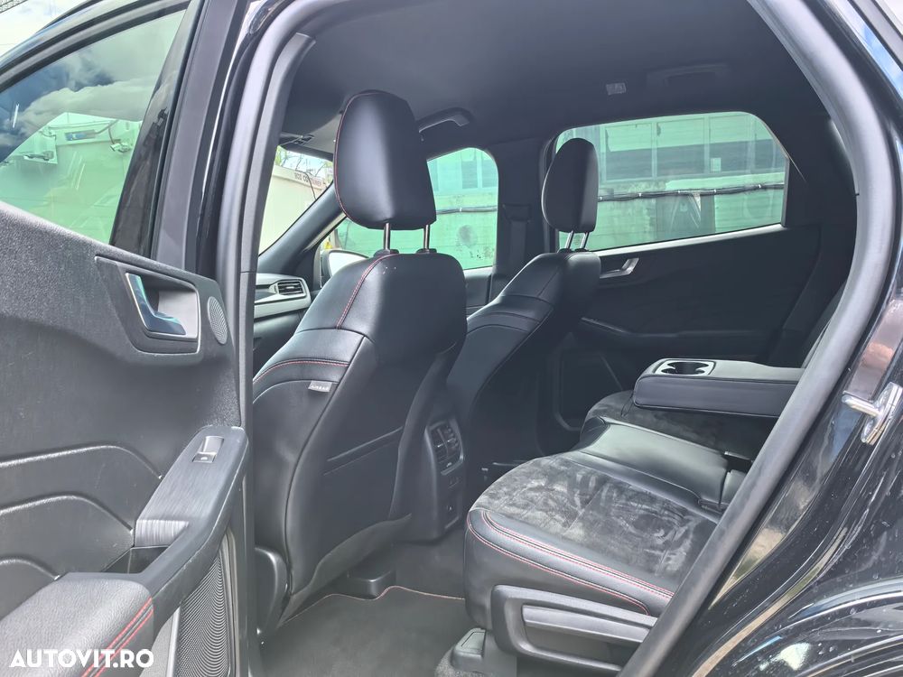 Ford Kuga 2.5 Duratec PHEV ST-LINE X - 16
