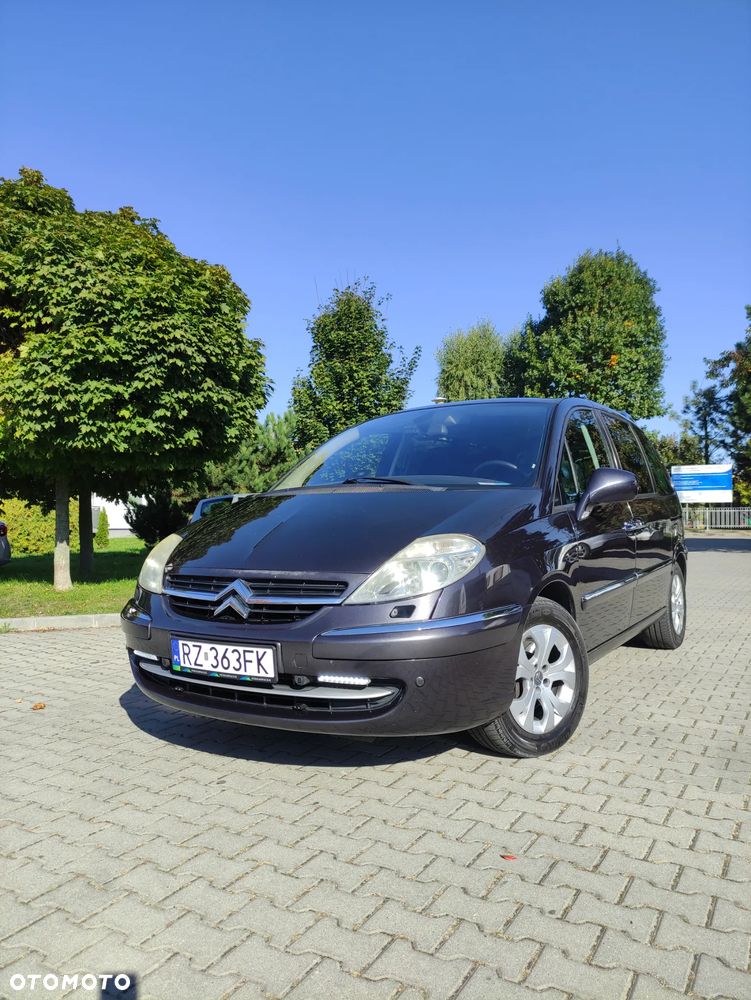 Citroën C8 HDi 165 Exclusive - 4