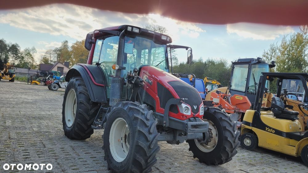 Valtra N93 - 2