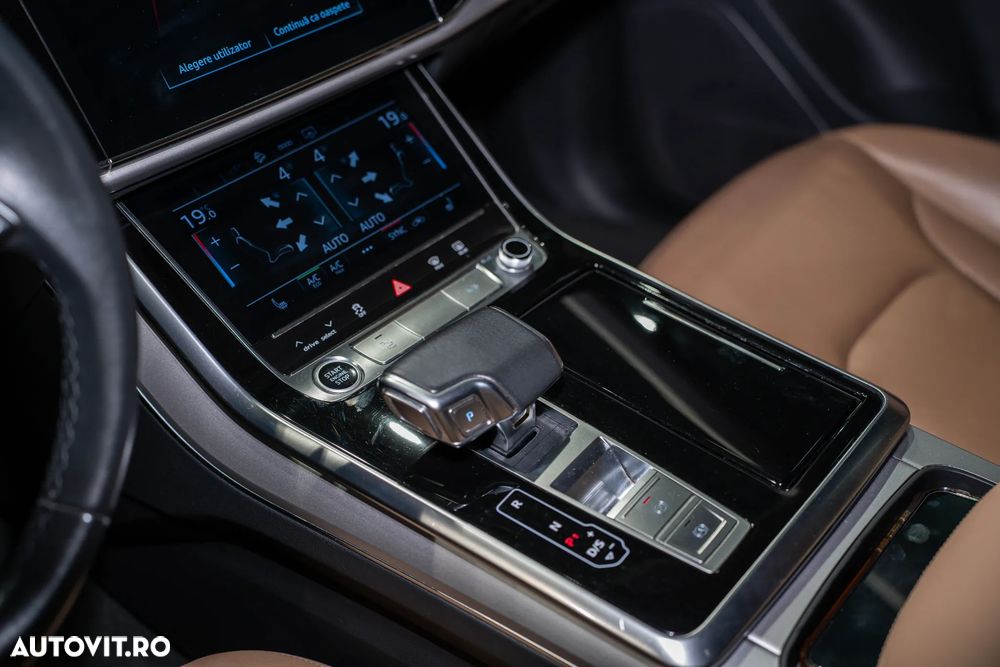 Audi Q7 55 TFSI e quattro tiptronic S line - 33