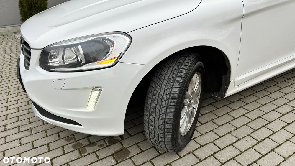 Volvo XC 60 D5 AWD Momentum - 15