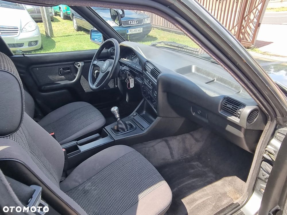 BMW Seria 3 - 17