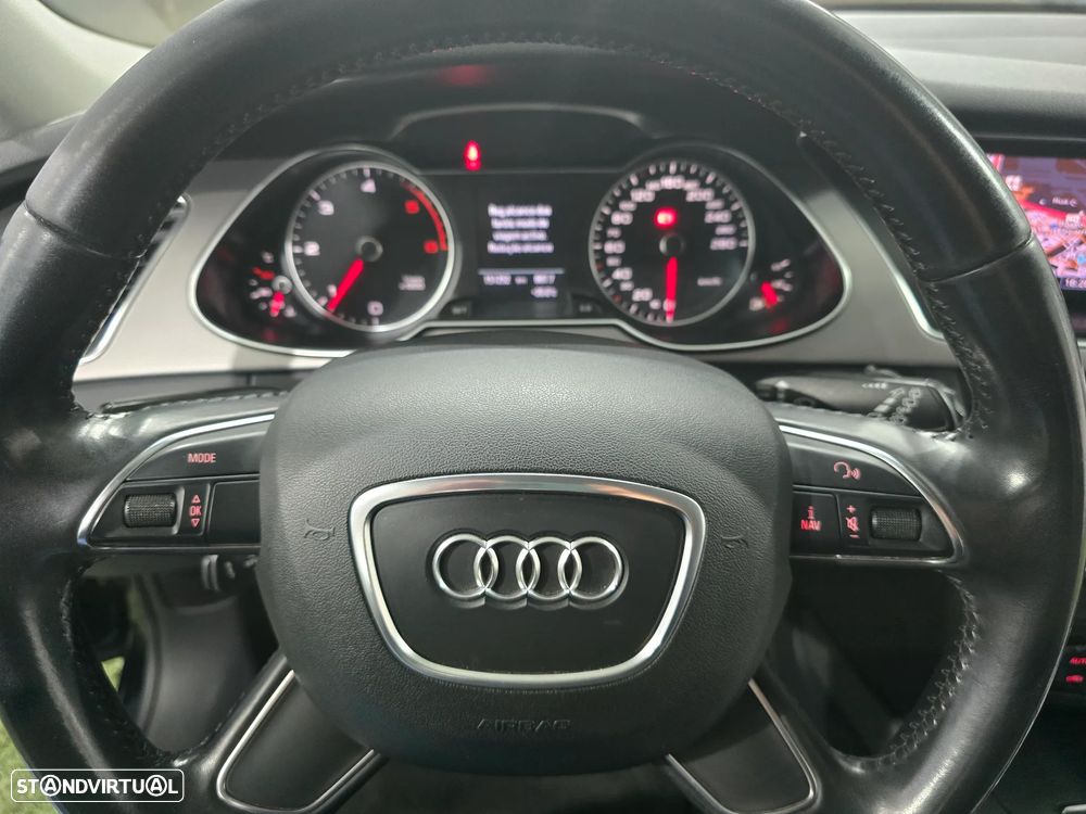 Audi A4 Avant 2.0 TDI exclusive - 15