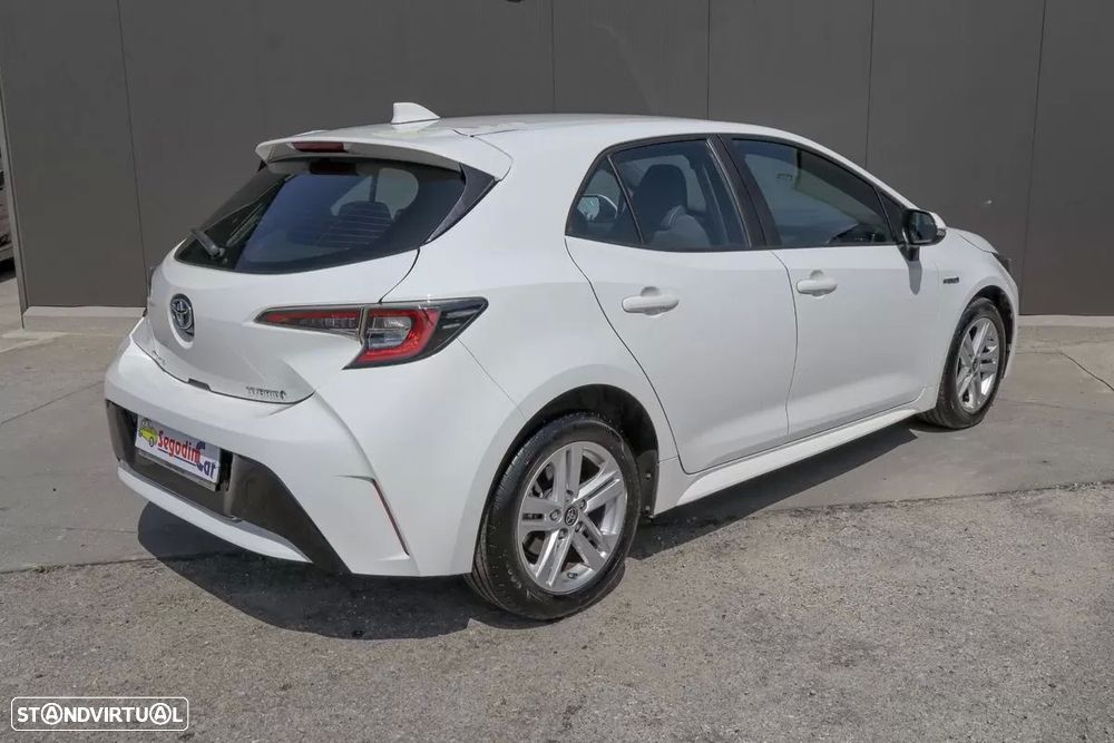 Toyota Corolla 1.8 Hybrid Comfort - 4