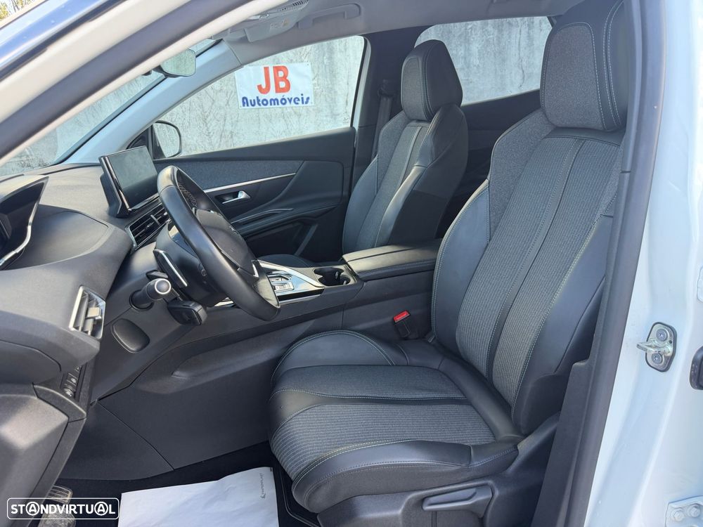 Peugeot 3008 1.6 Hybrid GT Line e-EAT8 - 7