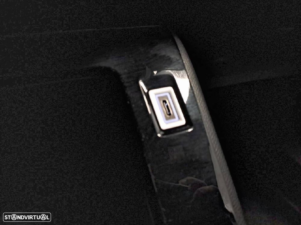 Peugeot 2008 1.2 PureTech Style - 22