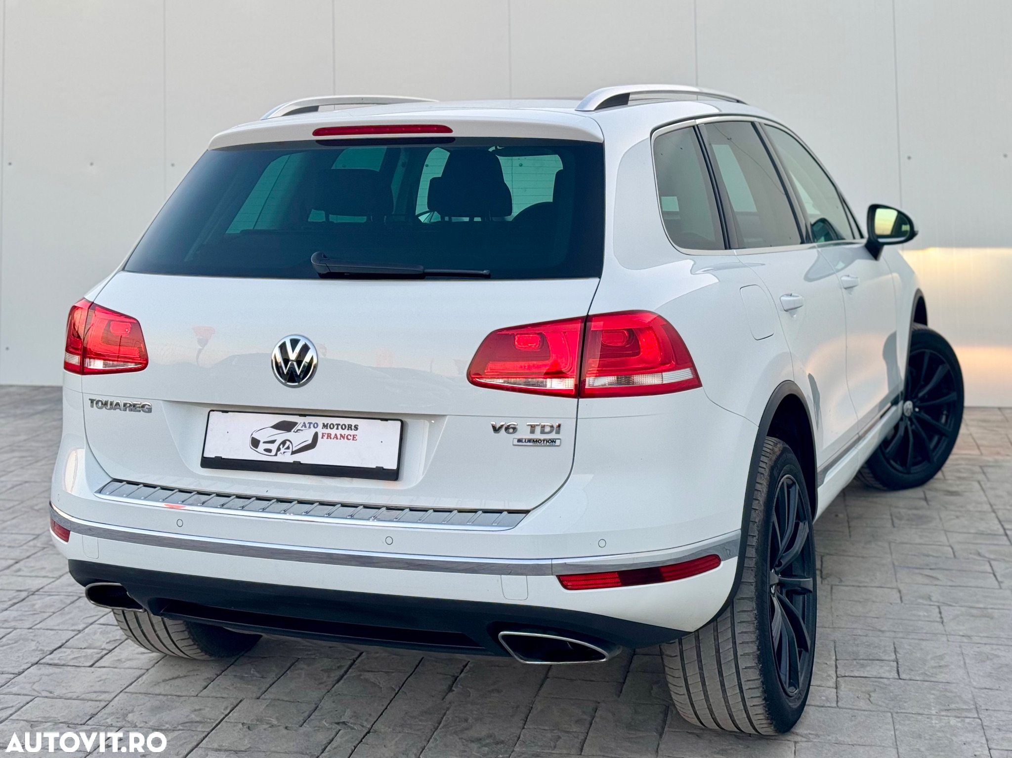 Volkswagen Touareg 3.0 V6 TDI SCR Blue Motion DPF Automatik - 4