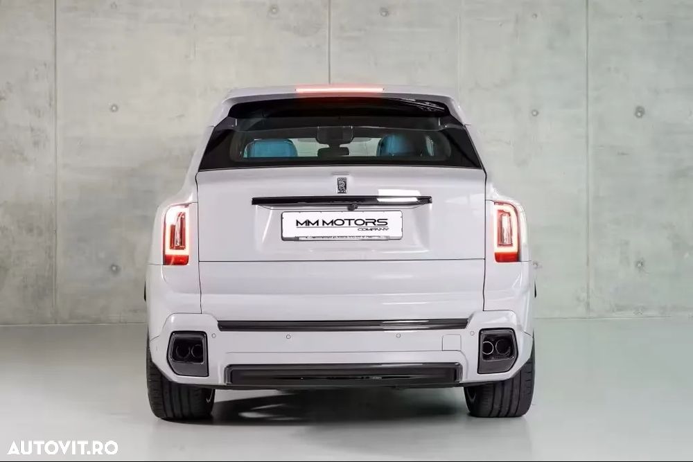 Rolls-Royce Cullinan - 8