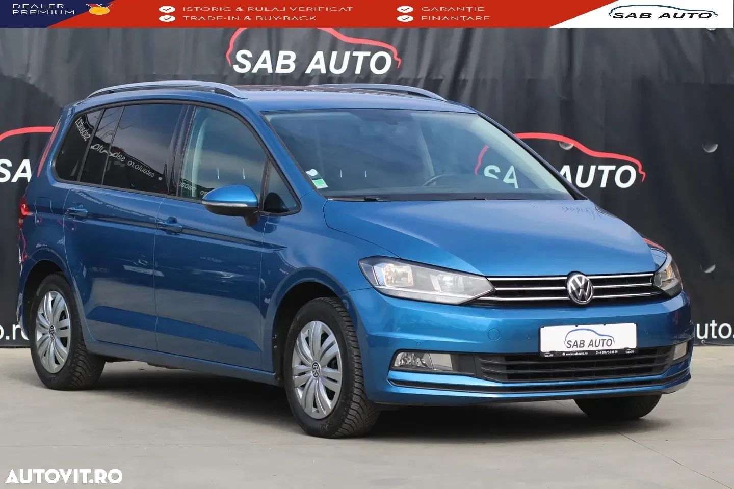 Volkswagen Touran 1.6 TDI SCR BlueMotion Technology DSG Comfortline - 1
