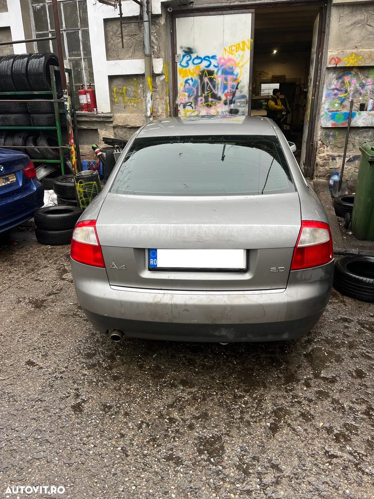 Dezmembrez Audi A4 B6 berlina 2.0 benzina 2003 gri - 7