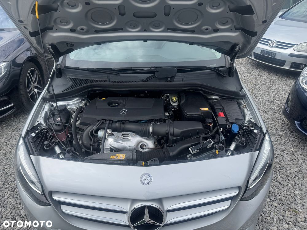 Mercedes-Benz Klasa B 220 4Matic 7G-DCT Edition - 13