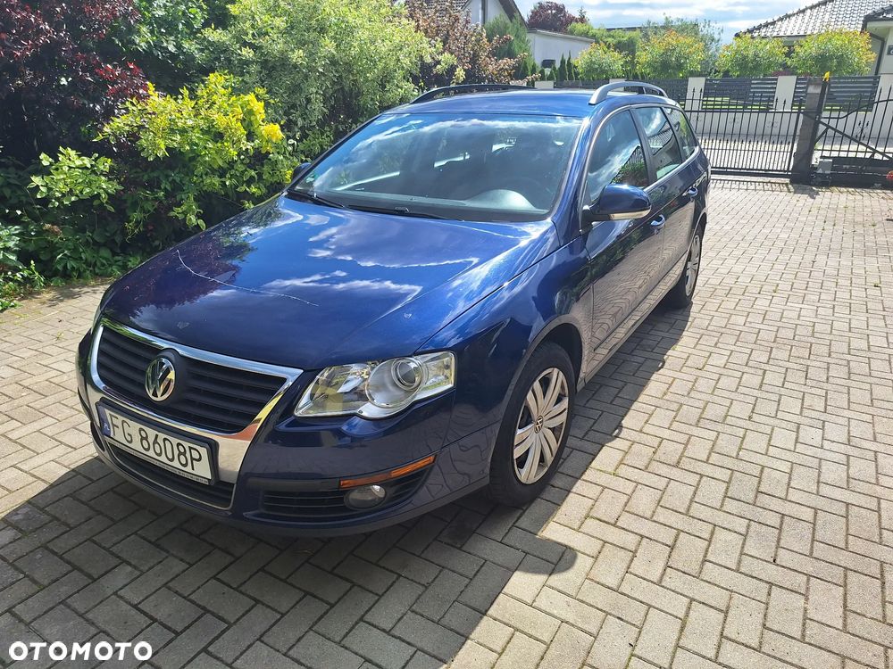 Volkswagen Passat 2.0 TDI DPF Comfortline - 2