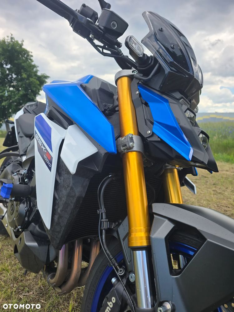 Suzuki GSX 1000 - 2