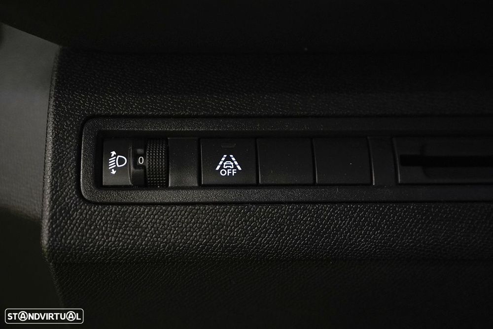 Peugeot 3008 1.2 Hybrid Allure Pack e-DCS6 - 18
