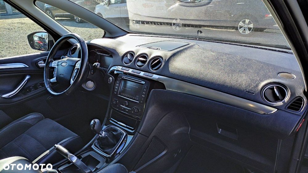 Ford S-Max - 23
