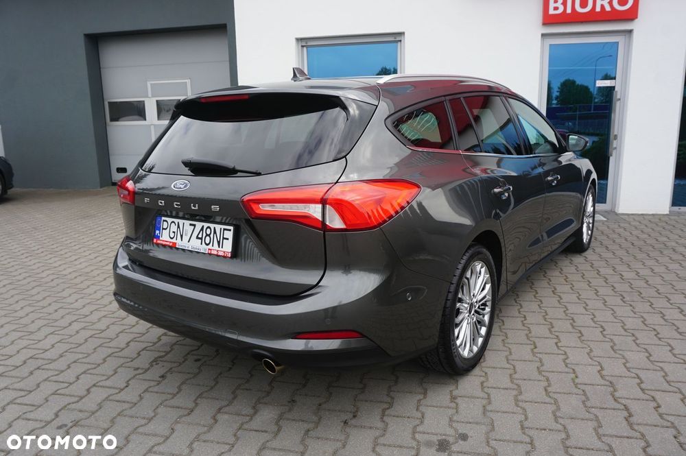 Ford Focus 1.0 EcoBoost Titanium - 4