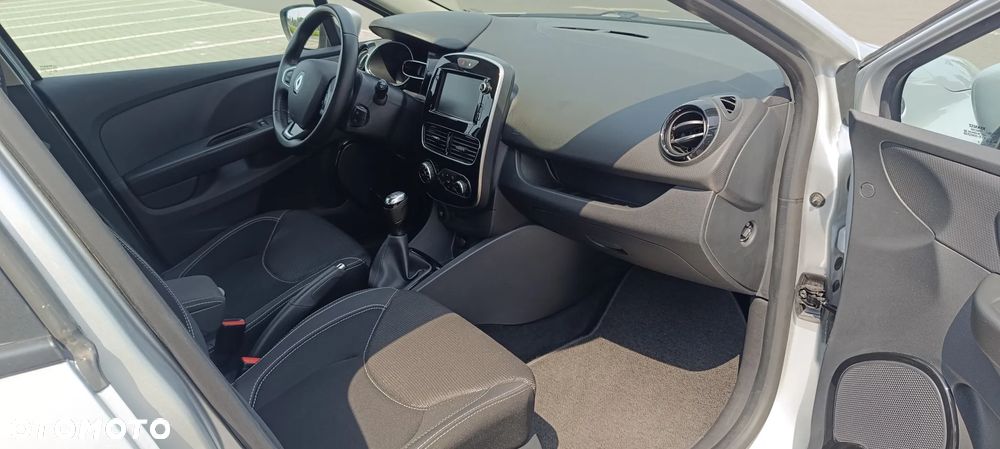 Renault Clio (Energy) TCe 90 Start & Stop INTENS - 17