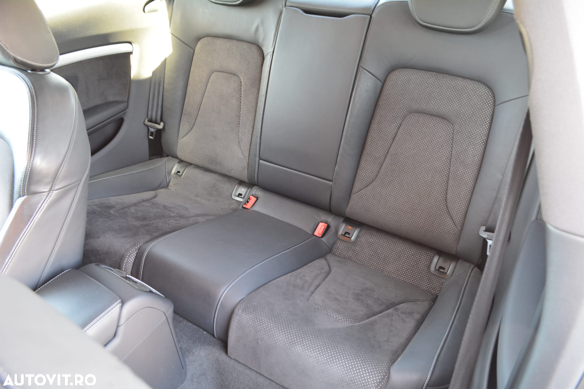 Audi A5 Coupe 2.0 TDI quattro Stronic - 13