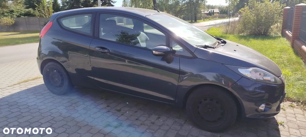 Ford Fiesta 1.6 TDCi DPF Trend - 6