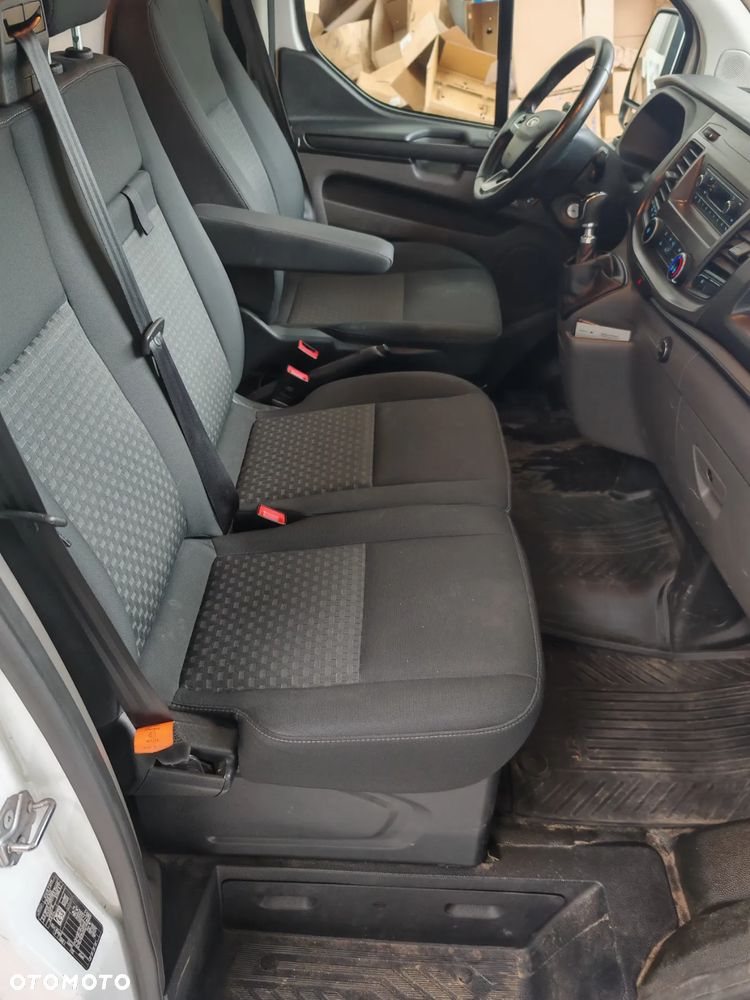 Ford Transit Custom - 17