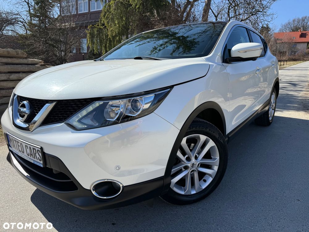 Nissan Qashqai 1.6 DCi 4x4 Tekna - 2