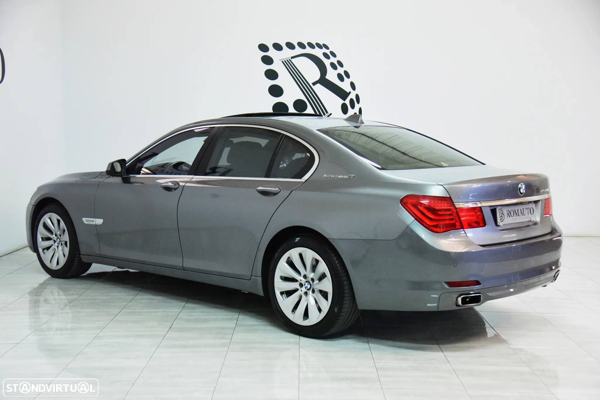 BMW ActiveHybrid 7 - 8